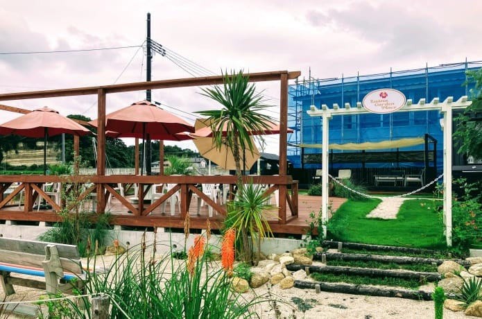 Luana Garden Place