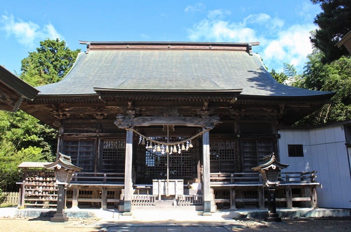 鳥屋神社　拝殿