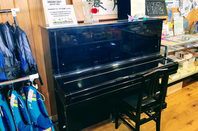 ゆりあげ港朝市