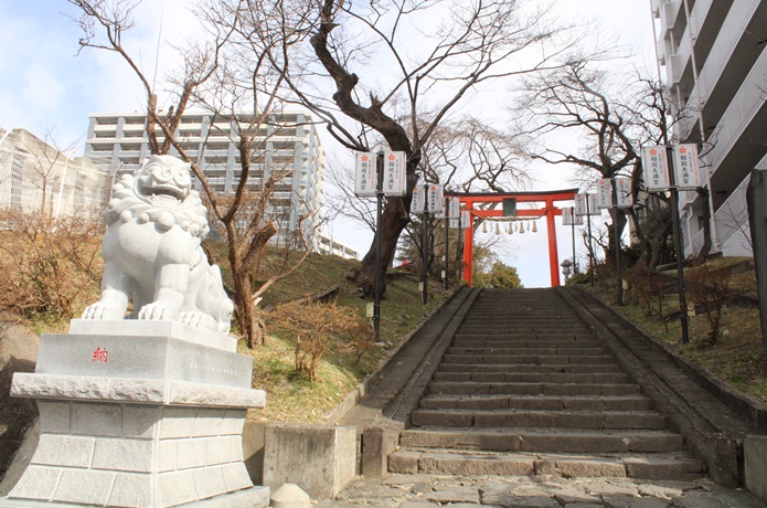 榴ヶ岡天満宮　入口