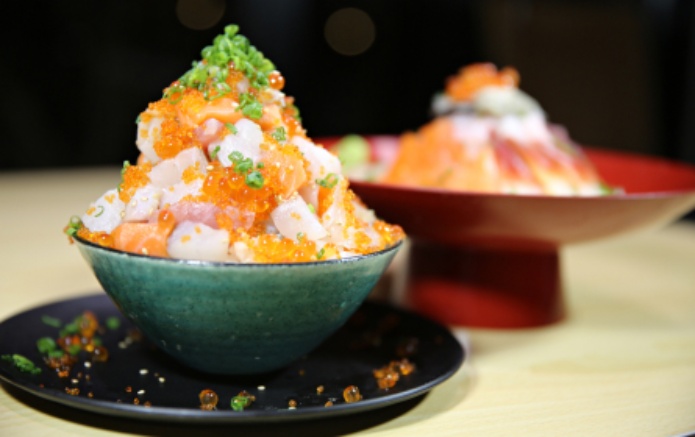 松島離宮にある「海鮮丼 松島パーク食堂」の海鮮丼