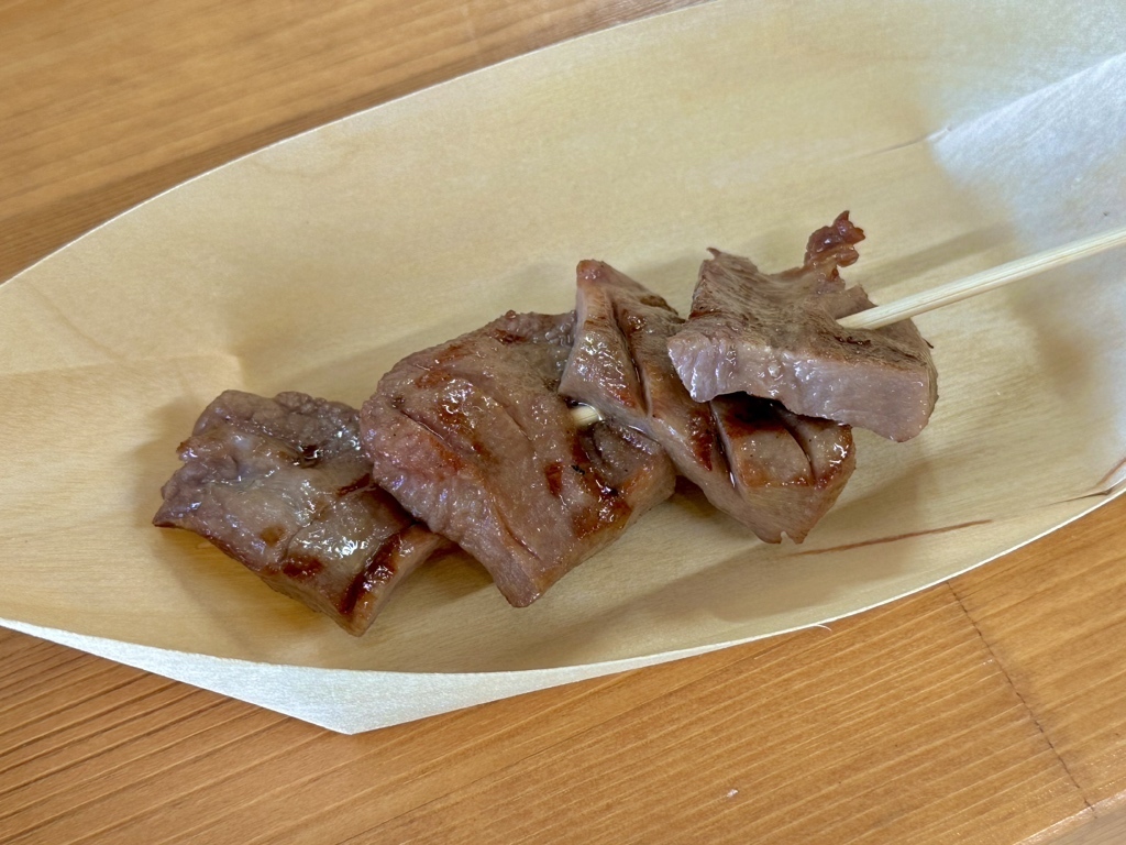 利久五大堂店牛たん串