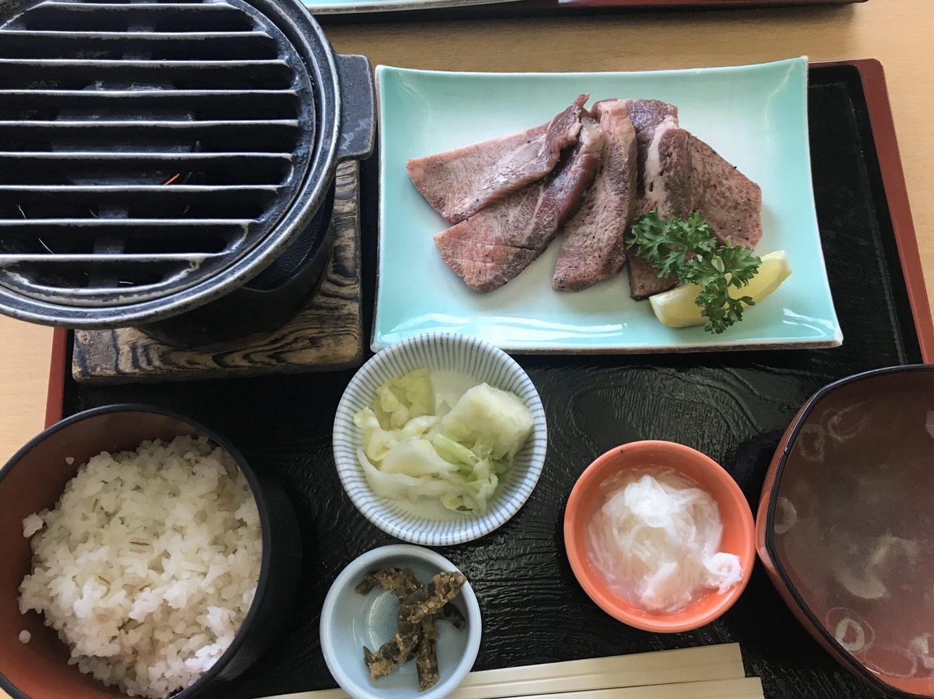 海鮮レストラン玉屋の牛タン定食