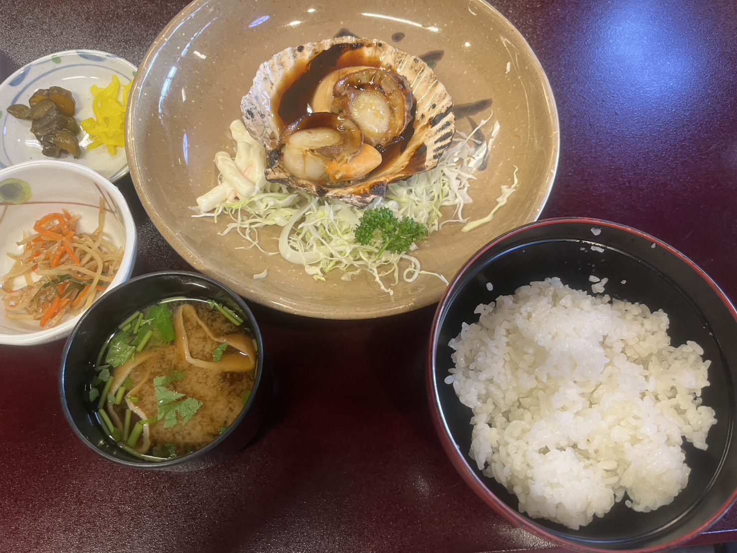 お食事処櫻井帆立定食