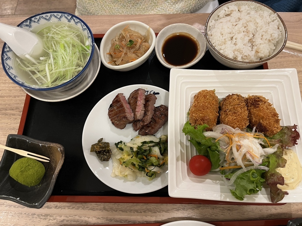 利久松島五大堂店カキフライ定食