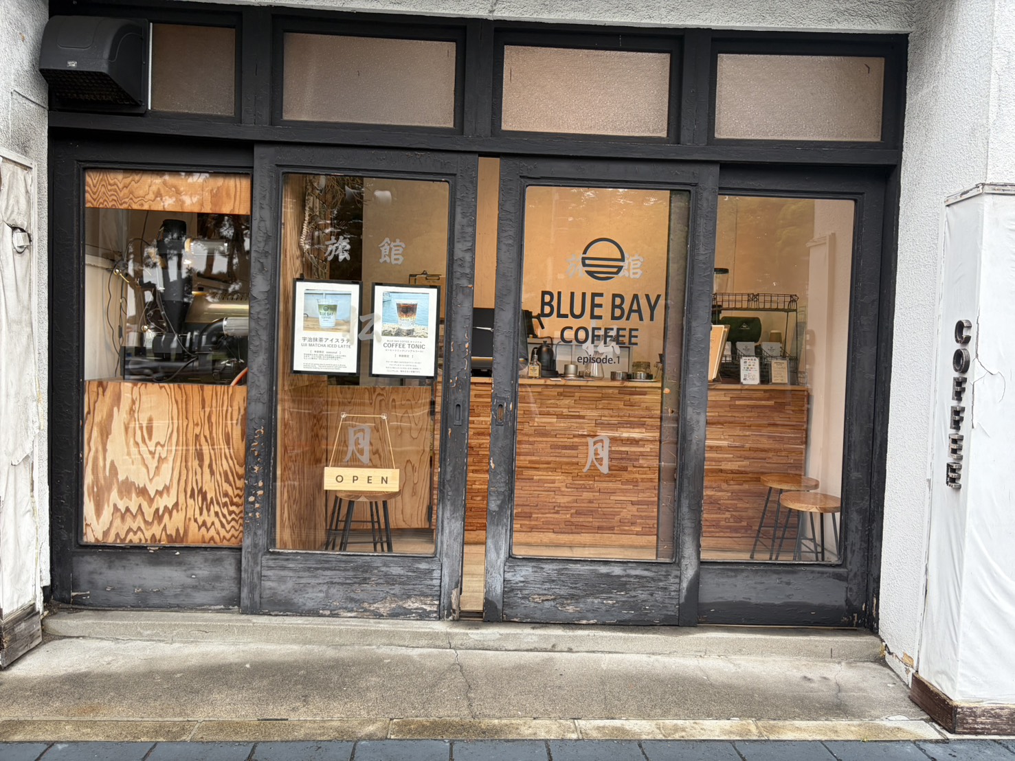 BLUEBAYCOFFEE外観