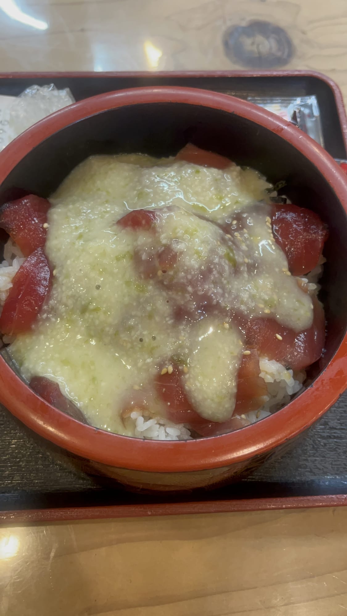 松島さかな市場「まぐろ山かけ漬丼」