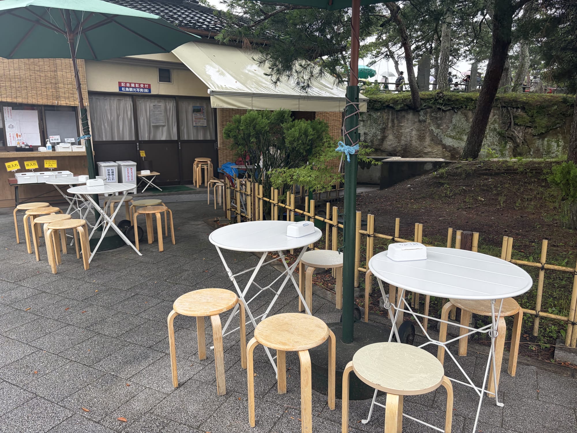 かき殻焼げんぞうイートイン