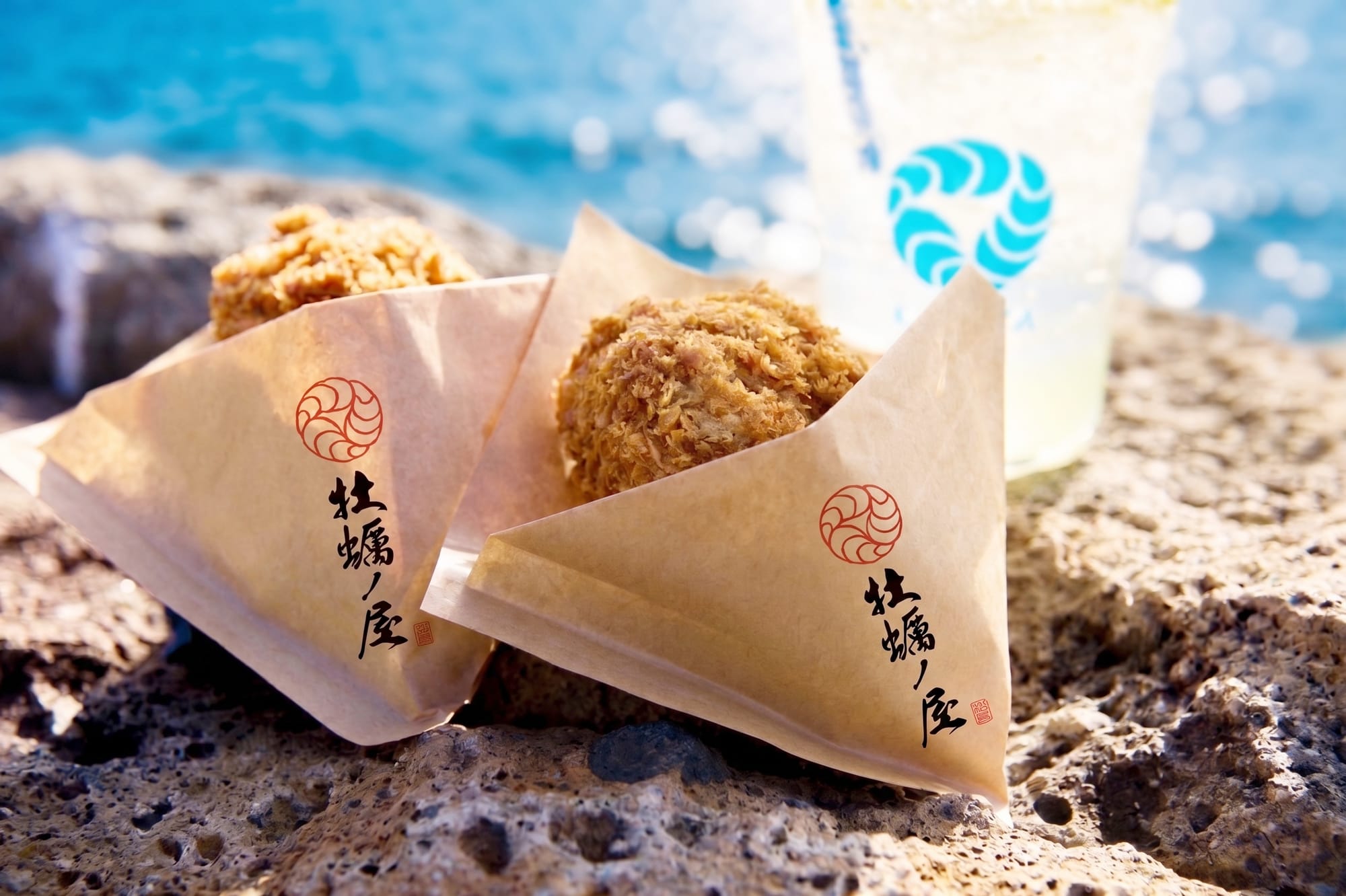 牡蠣ノ屋フライ亭の爆弾カキフライと松島塩レモンソーダ
